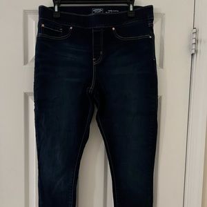 Levi Signature Jeggings